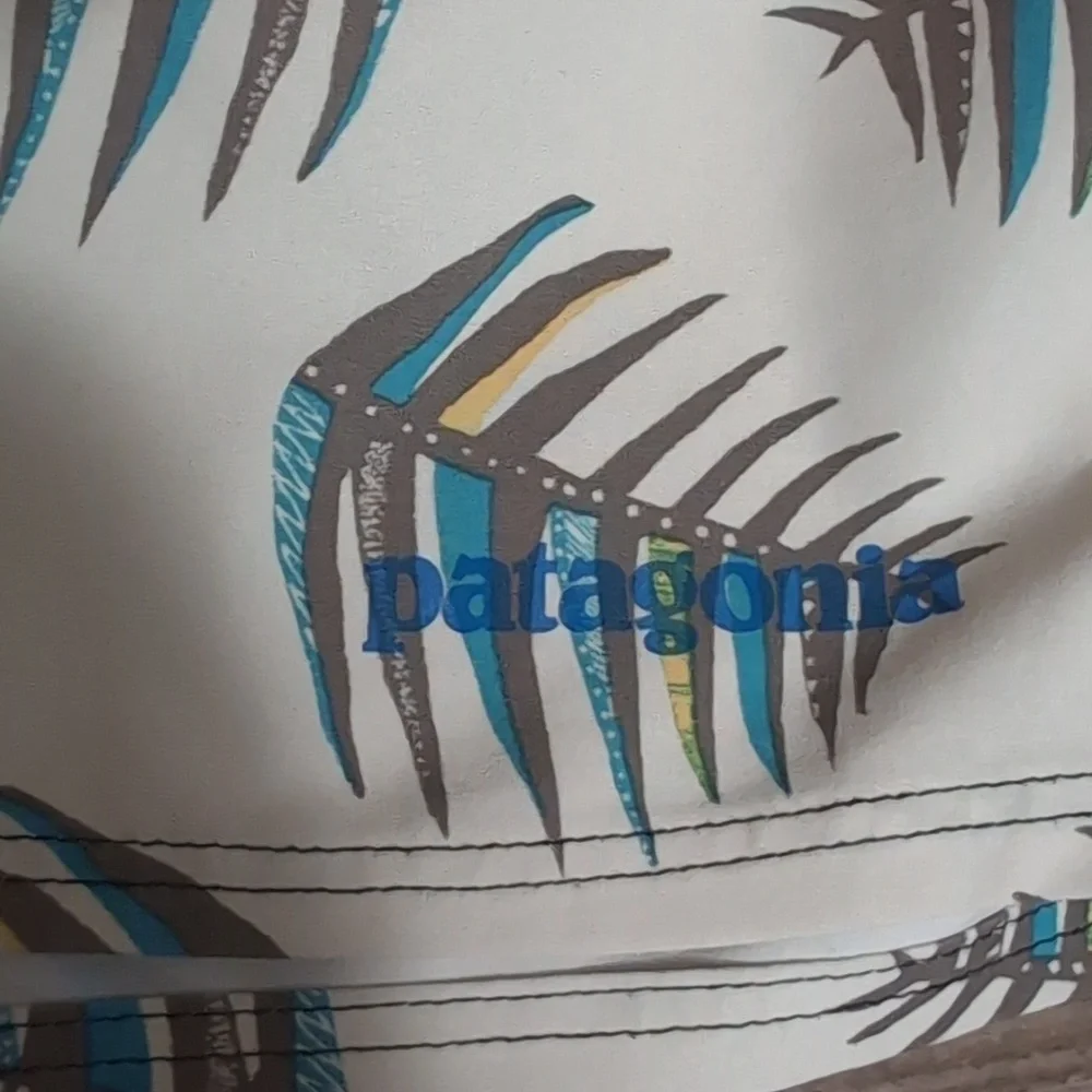 Patagonia Stretch Planing Boardshorts Size 35 In Fishbone Patterned Off-white